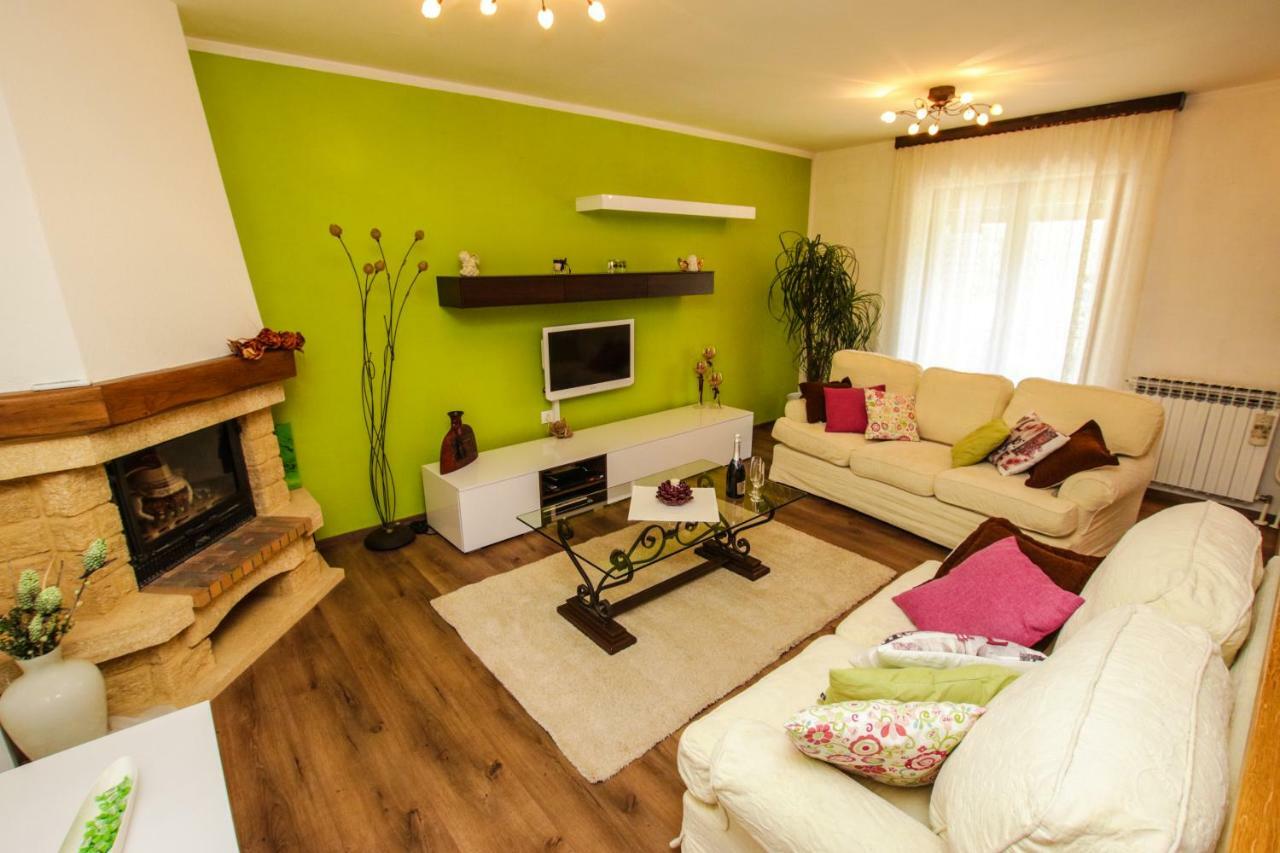 Apartment Dori Poreč Exteriör bild